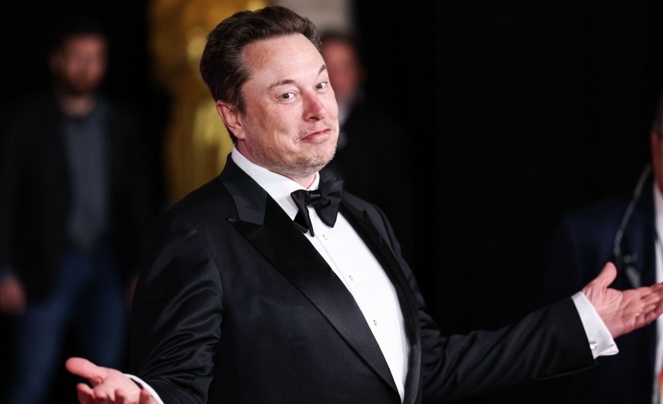 Musk issues surprising update that will be game-changer for Tesla buyers: 'Makes buying a vehicle more convenient than it already is'