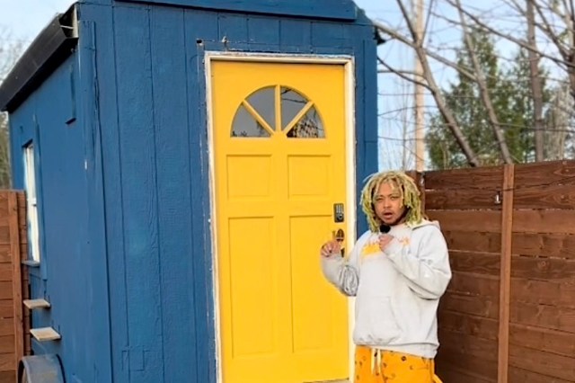 The home measures only 85 square feet.