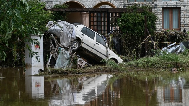 "The flood came in an instant, you just had no buffer."