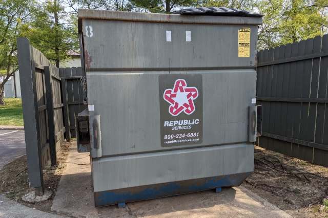 Store employees responded in the comments.