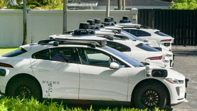 The automaker seems unlikely to become a Tesla customer.