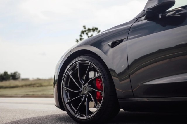 The Reddit community welcomed the new EV owner with enthusiasm.