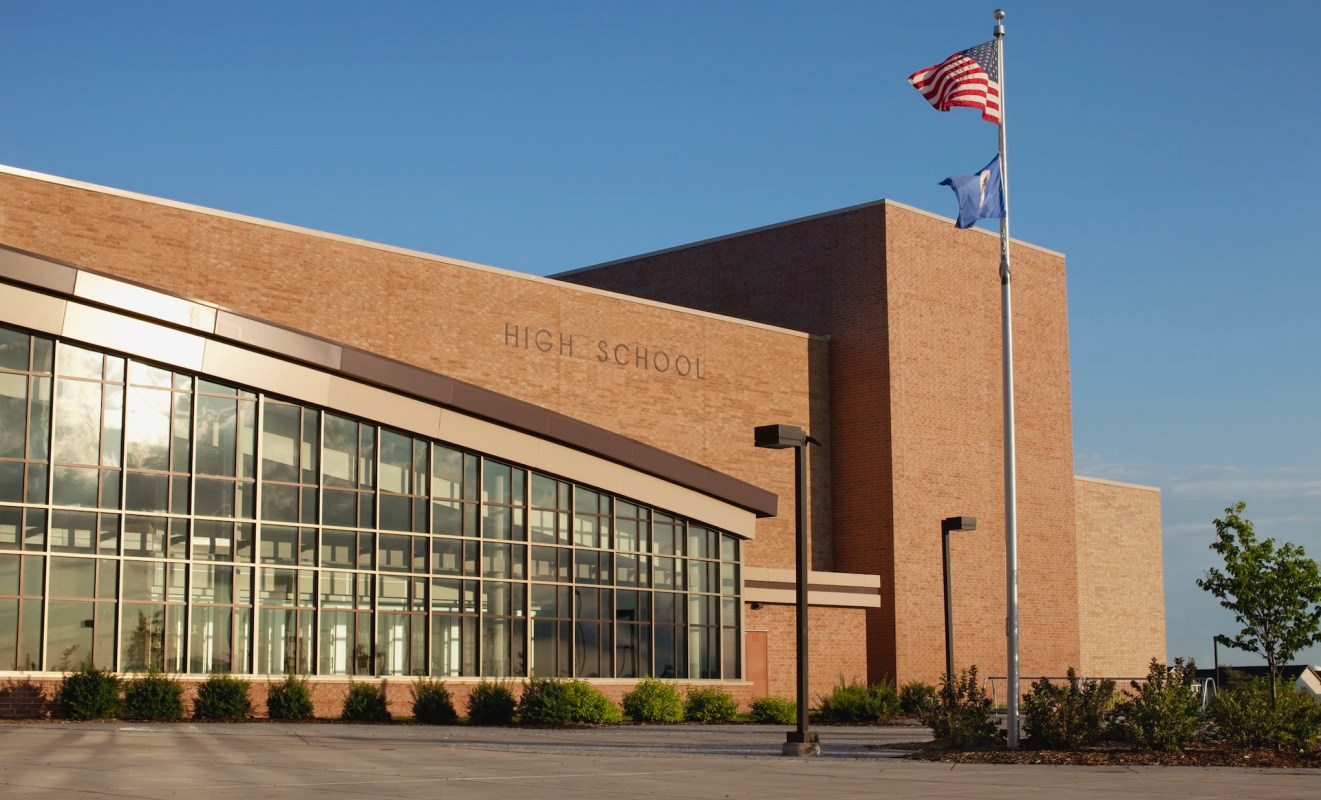 The project has already attracted more than 1,500 supporters through a dedicated Facebook group.