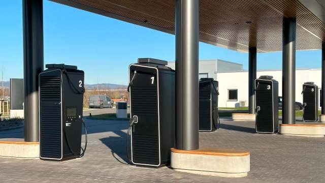 "This is a what the electric car community really needs."