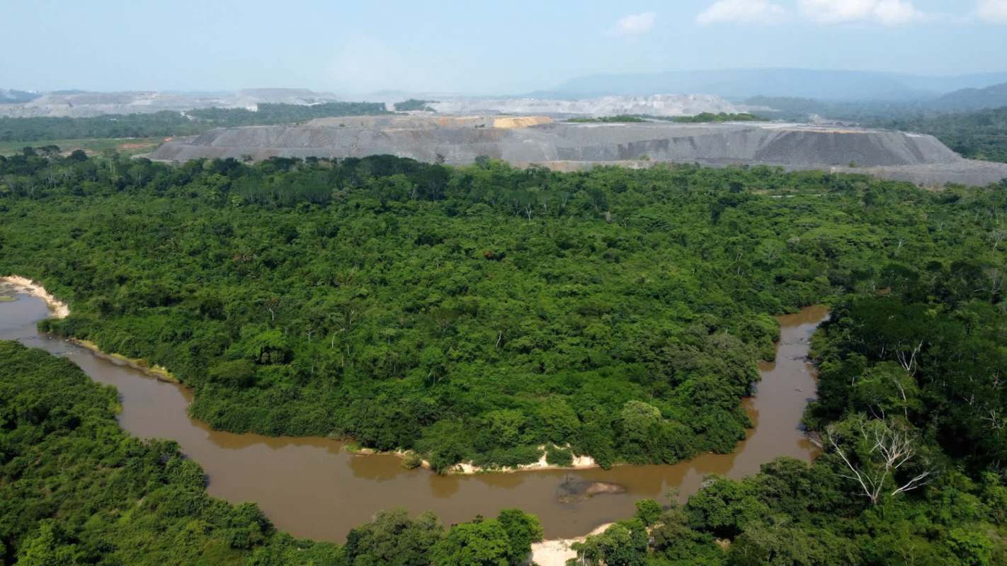 "This is the moment to build global politics from dialogue and agreement."