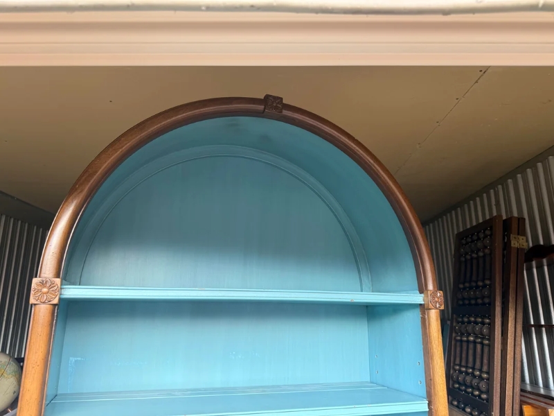 Today's fast furniture rarely matches this quality at an affordable price point.