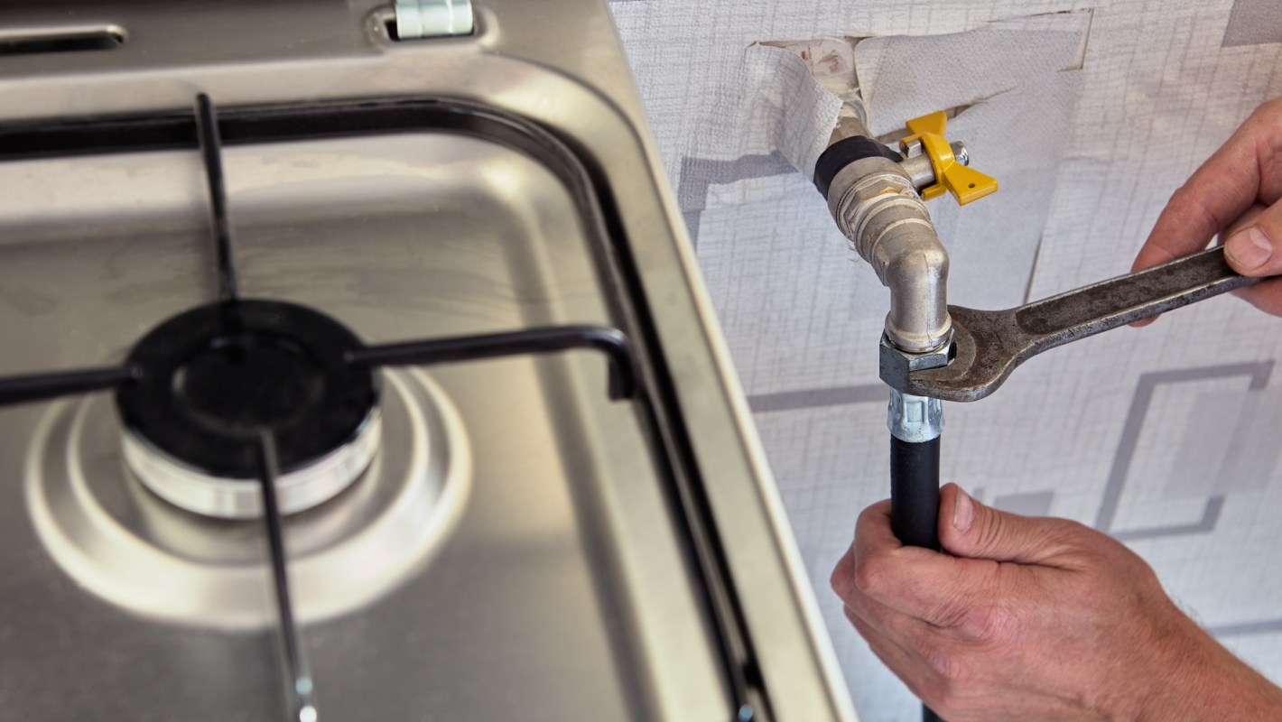 "We need to be turning off gas meters, not hooking up new ones."