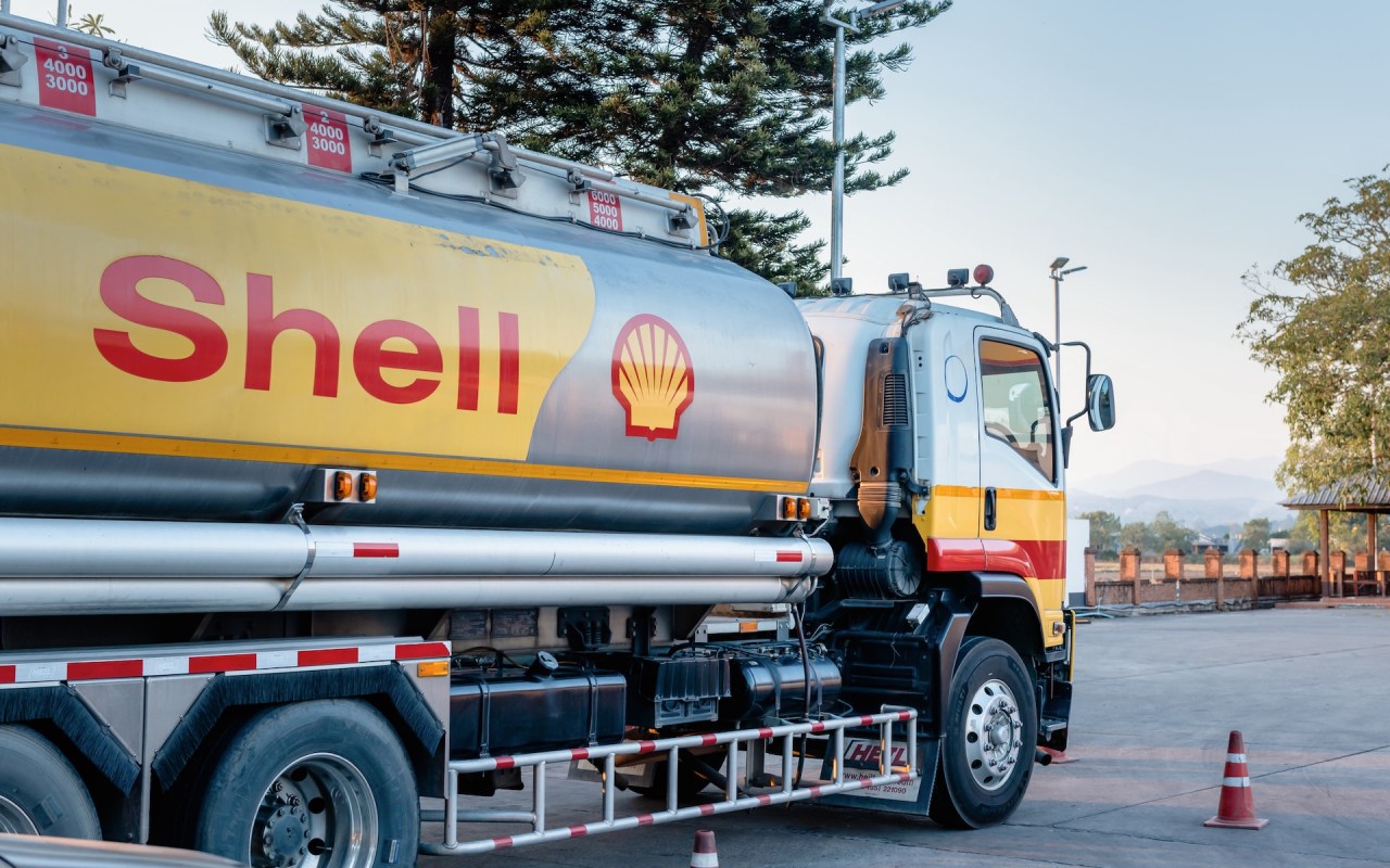 The energy companies' decisions to halt participation could slow progress.