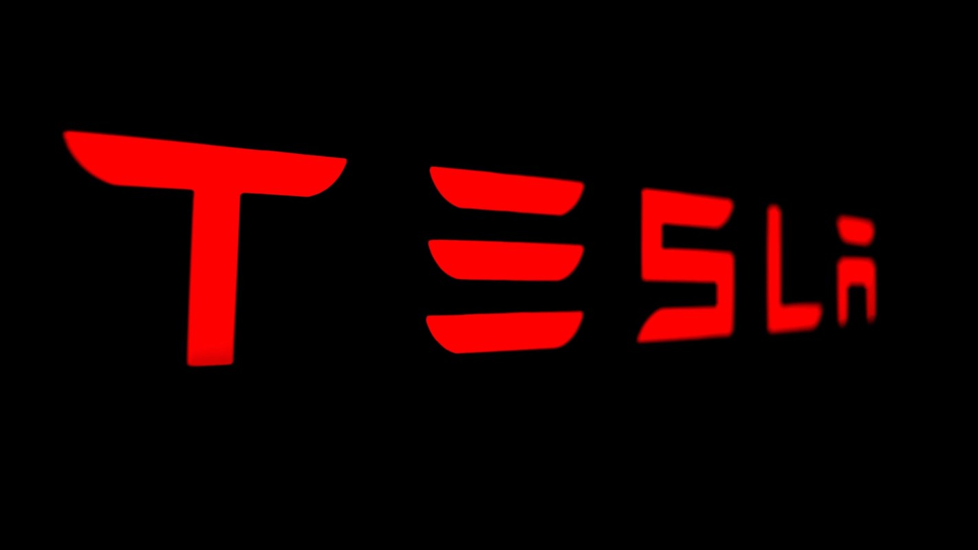 Tesla didn't acknowledge the settlement offer within 30 days, forcing the plaintiffs' lawyers to take their chances at trial.