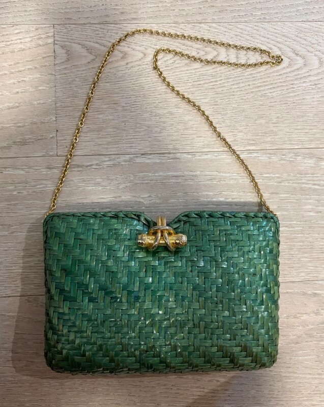 Commenters congratulated the original poster on their fortunate find.