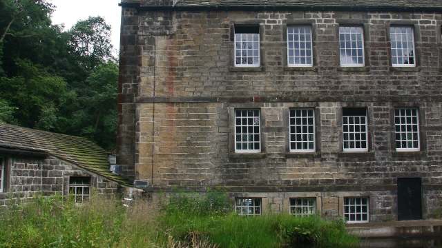 "It’s a dead building to be honest."