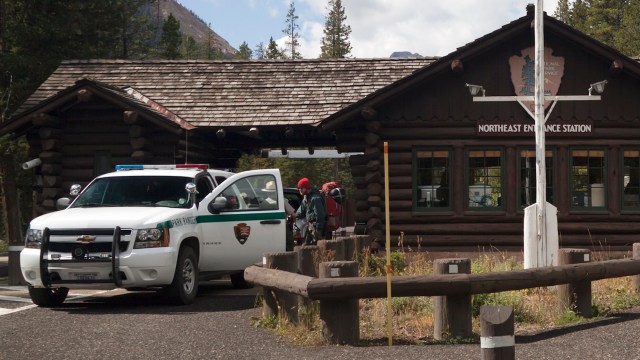 The viral video had viewers pleased that the tourist was detained.