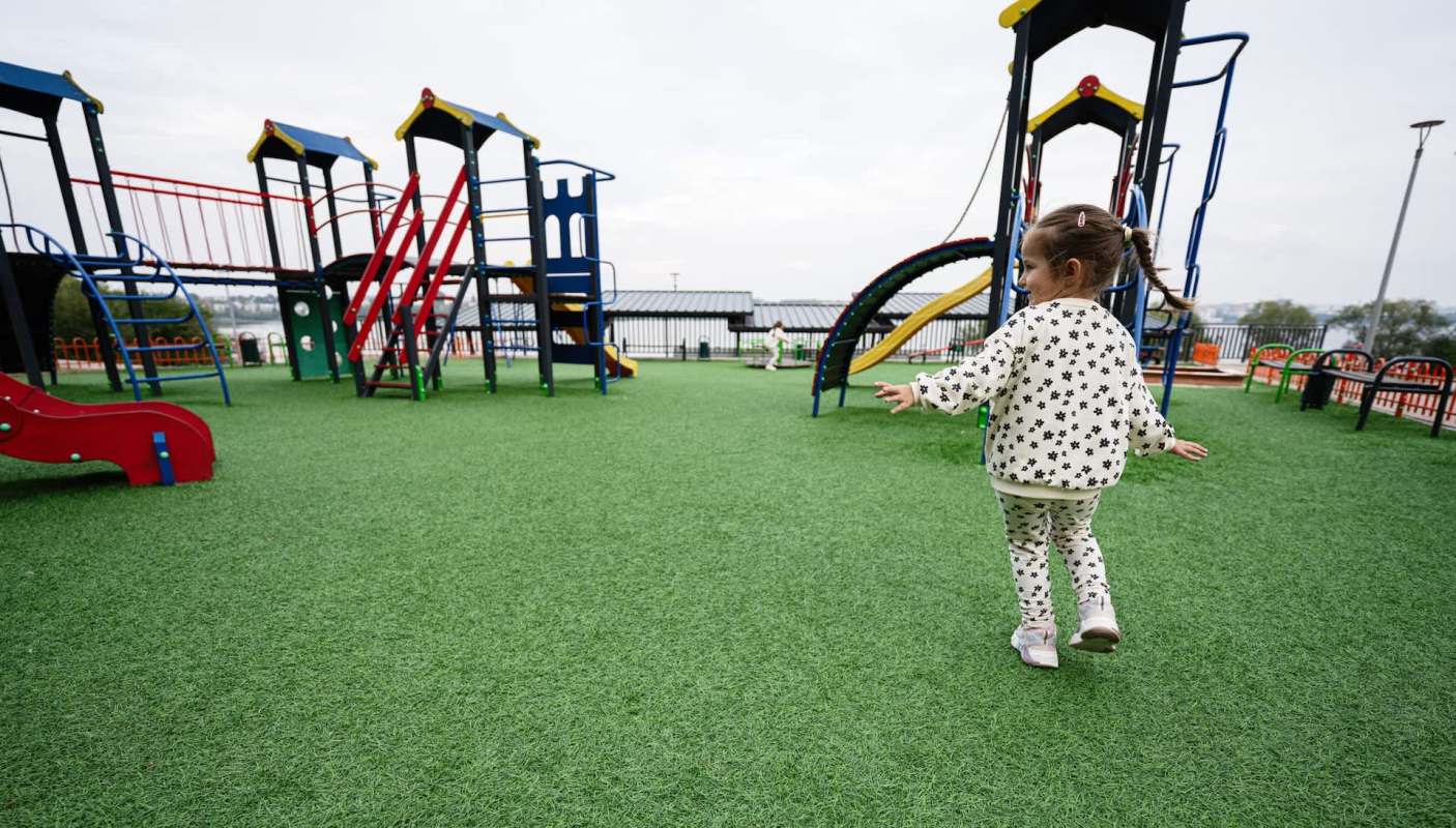 The cons far outweigh the perceived pros.