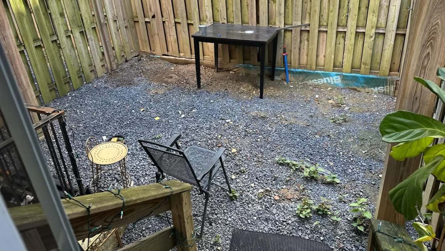 Users in the thread warned the original poster.