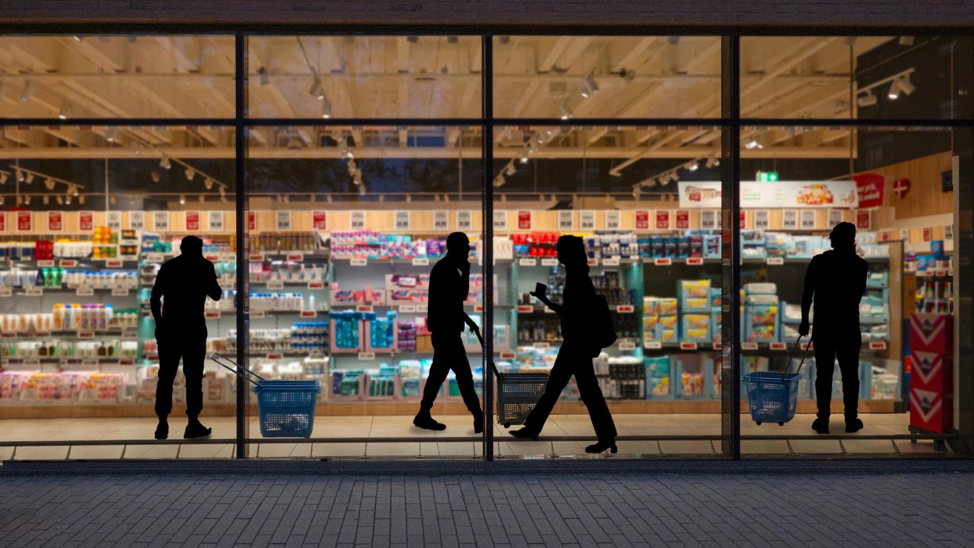 Shoppers were terrified.