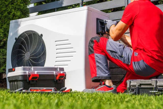 "Get that free money while you can!"