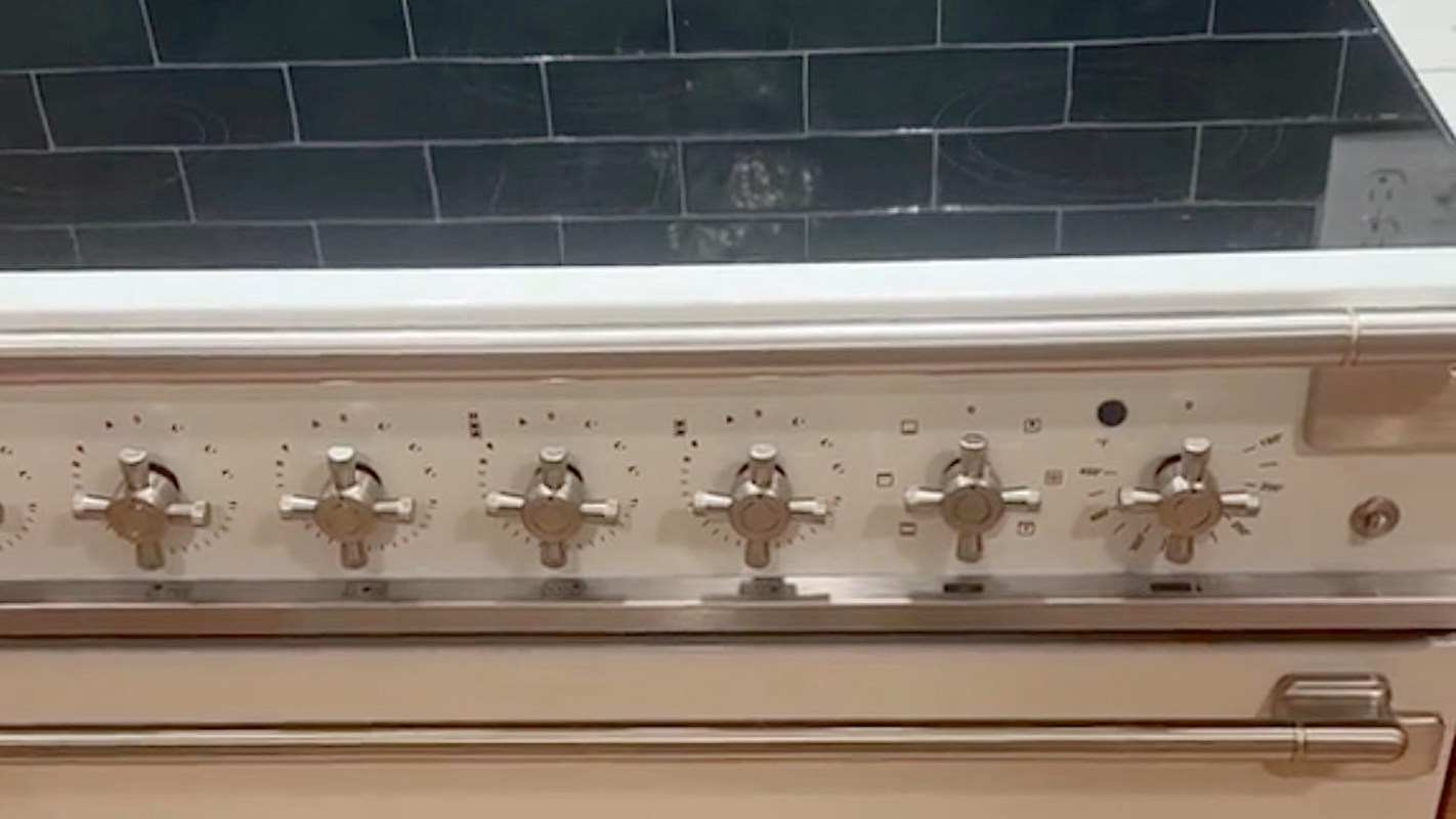 "Every time someone walks into our house, they comment on this stove."