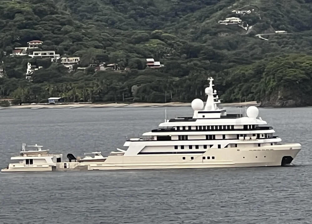 Yachts have disastrous impacts.