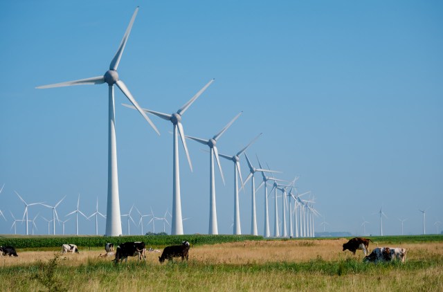 The conversation reflects misconceptions that still circulate today.