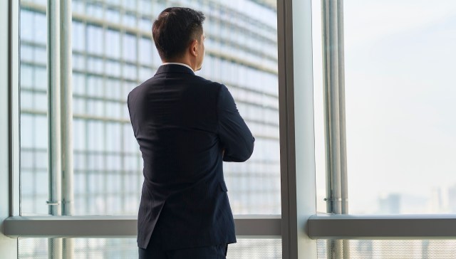 A new Wall Street Journal analysis found that more than half of America's 500 largest companies now pay for their chief executives' private flights.