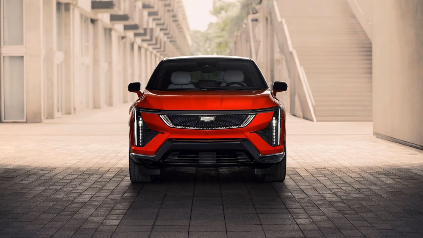 Community members were largely impressed by what the Optiq-V had to offer.