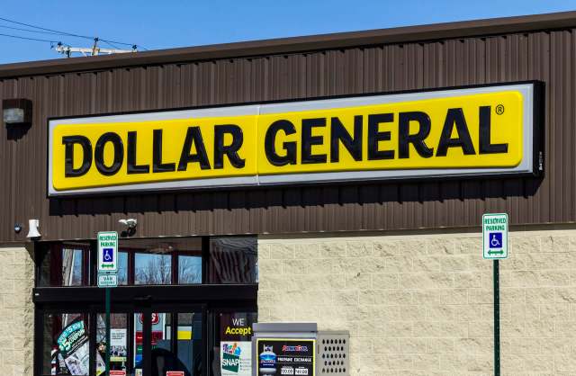A Redditor went dumpster diving and discovered a ridiculous amount of perfectly good food behind a Dollar General.