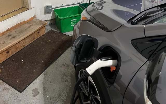 One Reddit user shared their impressively easy experience installing an EV charger, thanks to the company Qmerit.