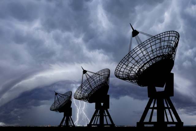 A startup called Earthmover's is helping companies predict wildfire risks, forecast renewable energy output, and prepare for extreme weather events.