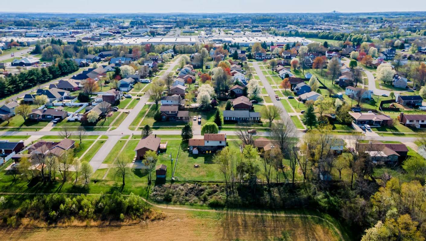As extreme weather becomes more frequent and intense across the United States, many Kentucky homeowners are grappling with higher insurance rates and dropped coverage.
