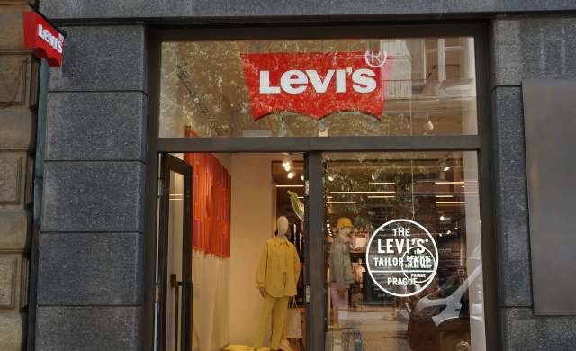 Levi's is helping its Indian suppliers integrate renewable energy options to eliminate the need for dirty fuel.