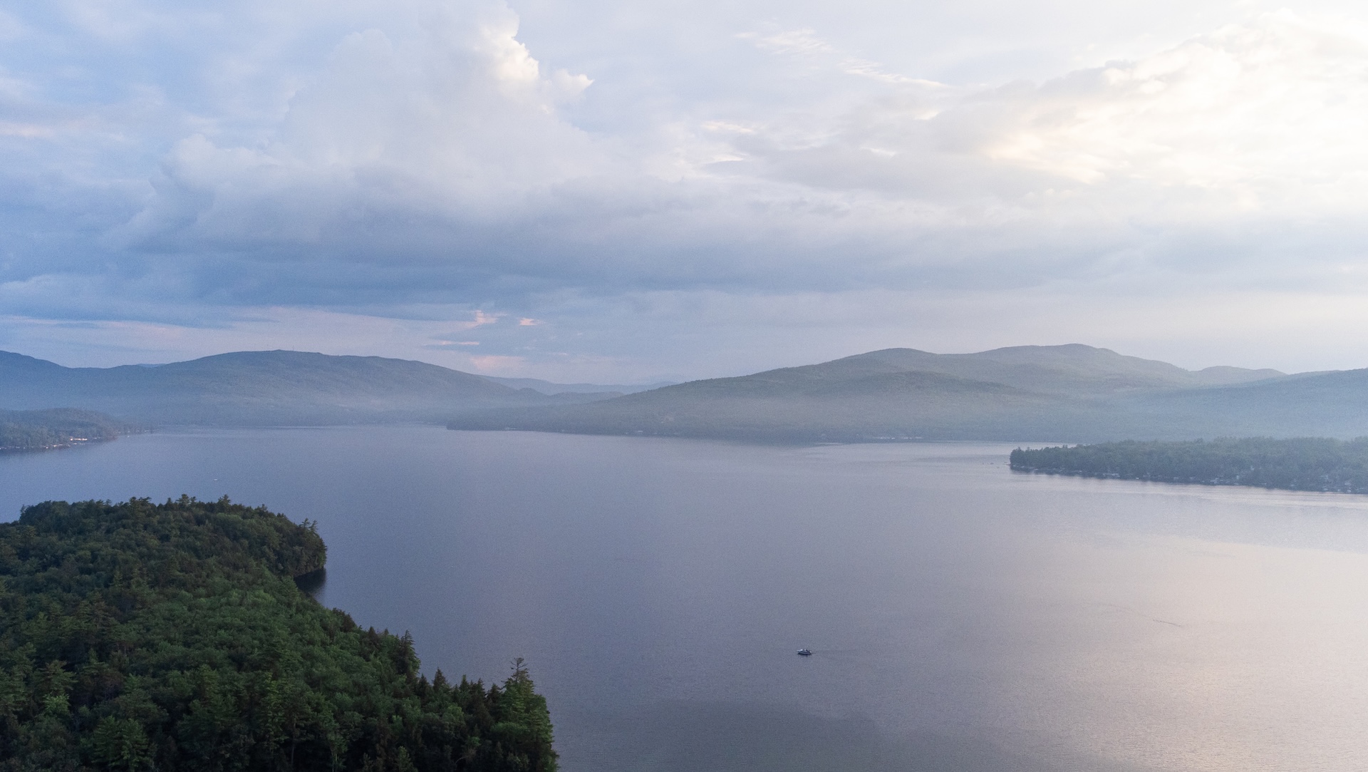 Experts issue warning after finding harmful creatures in US lake: 'They reproduce fast'