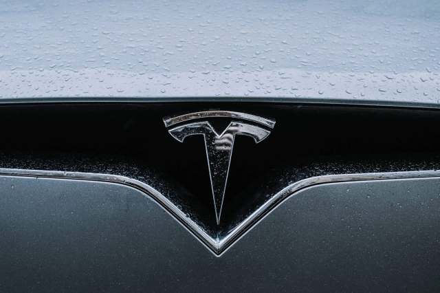 Tesla might be making a surprise change to future vehicles by removing physical key cards.