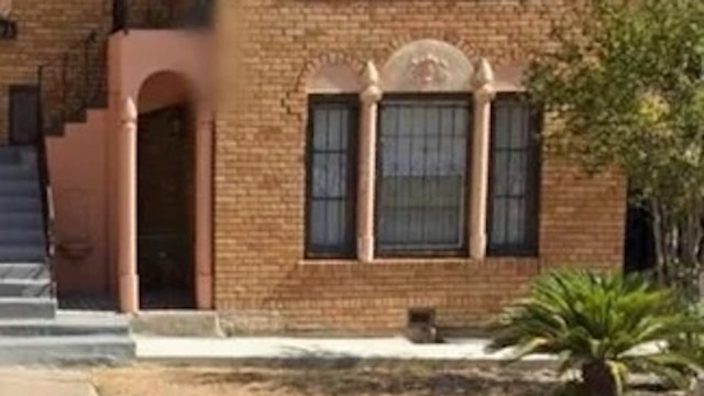 One Redditor shared photos of a house renovation and it sparked a debate about modern design trends.
