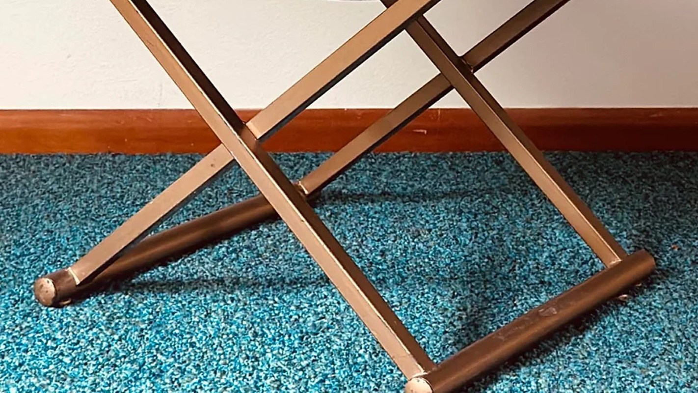 One Reddit user's lucky late-night curb find is impressing furniture lovers everywhere after they shared photos of their free furniture score online.