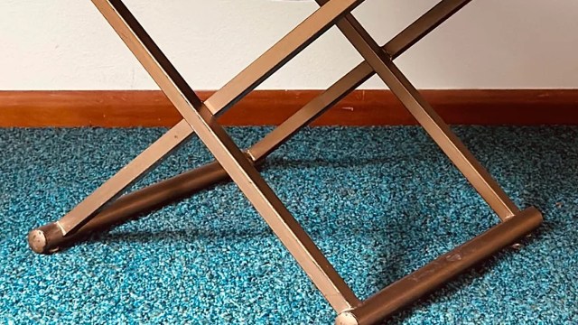 One Reddit user's lucky late-night curb find is impressing furniture lovers everywhere after they shared photos of their free furniture score online.