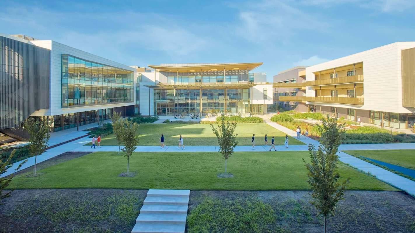 The plant, built to supply concrete for the nearby Interstate 10 expansion project, has sparked outrage among parents, who say dust from the site has coated school gates and playgrounds and led to health issues for their children.