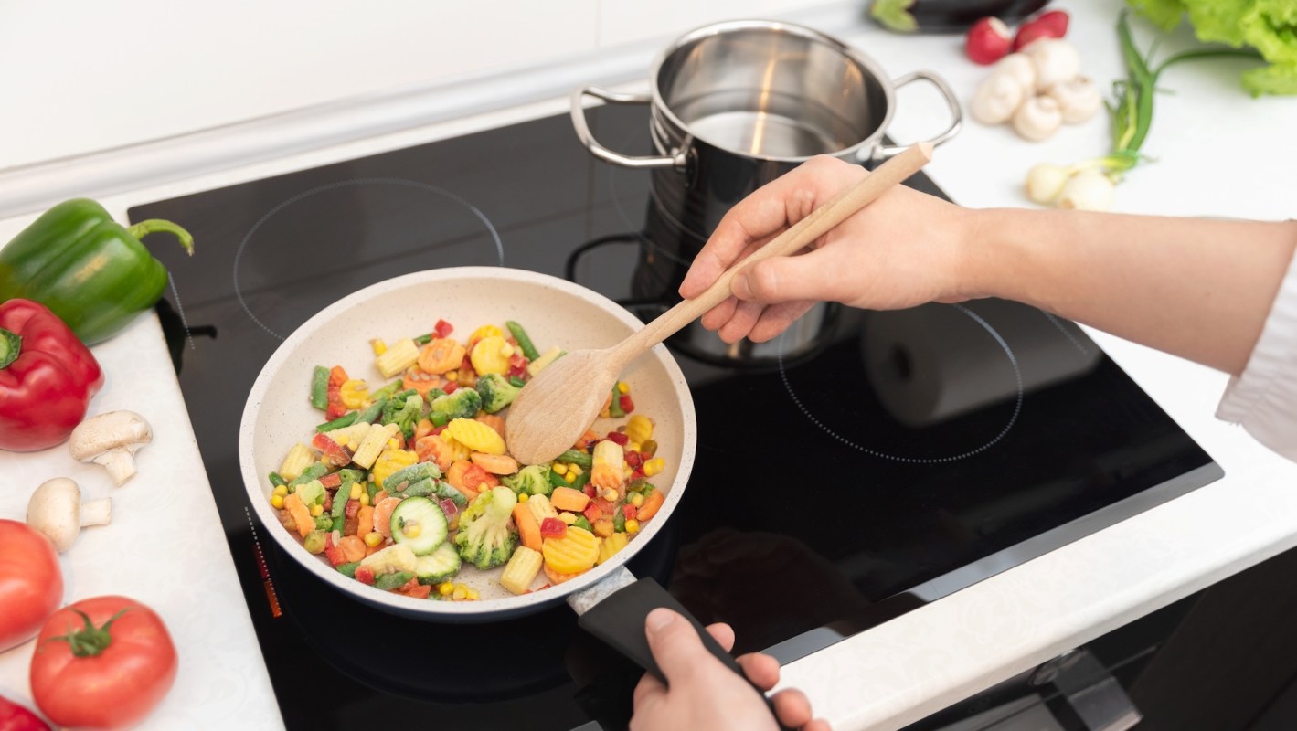 Redditors discussed possible reasons for the sudden flames.