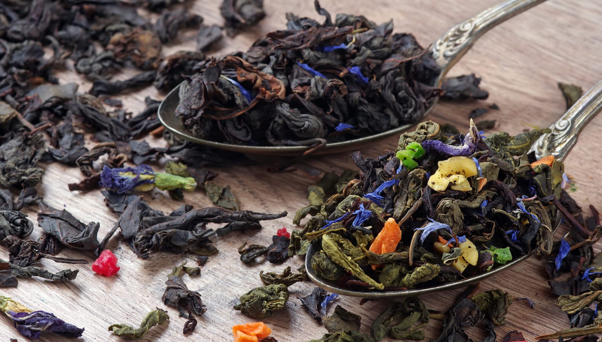 Polyphenols in tea were used to revive dead lithium-ion battery materials in a new study.