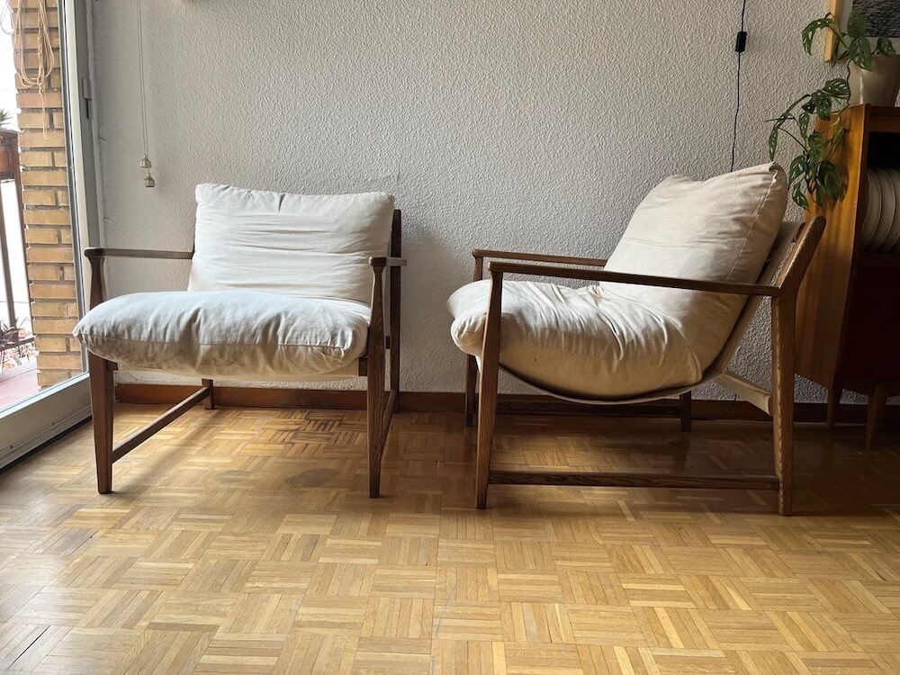 One Redditor shared how they found and saved $650 worth of Zara's home furniture that had been discarded on the curb.