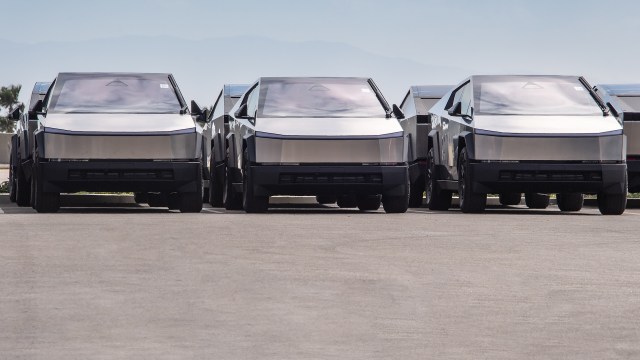 The Tesla Model Y remained the nation's best-selling electric car, with 114,897 units sold.