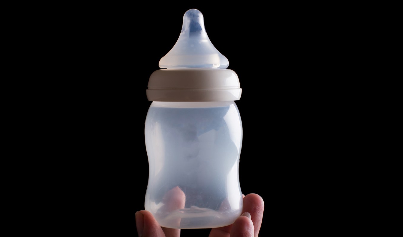 A new study has shown that infants are being exposed to microplastics every day through baby bottles.