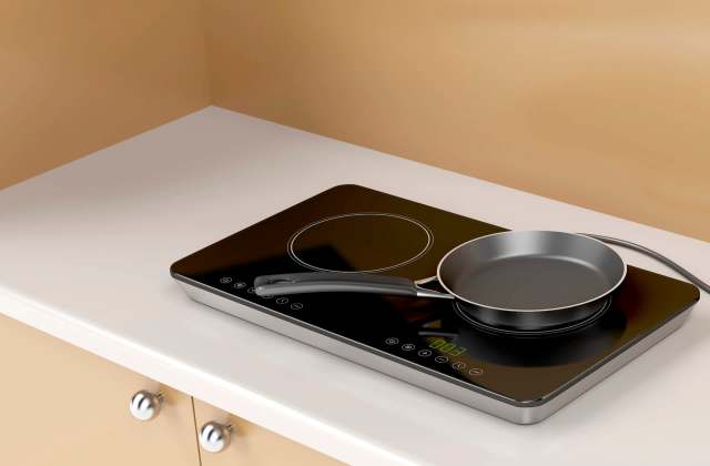 A viral TikTok from The New York Times' Wirecutter shows how easy it is to cook with an induction cooktop.
