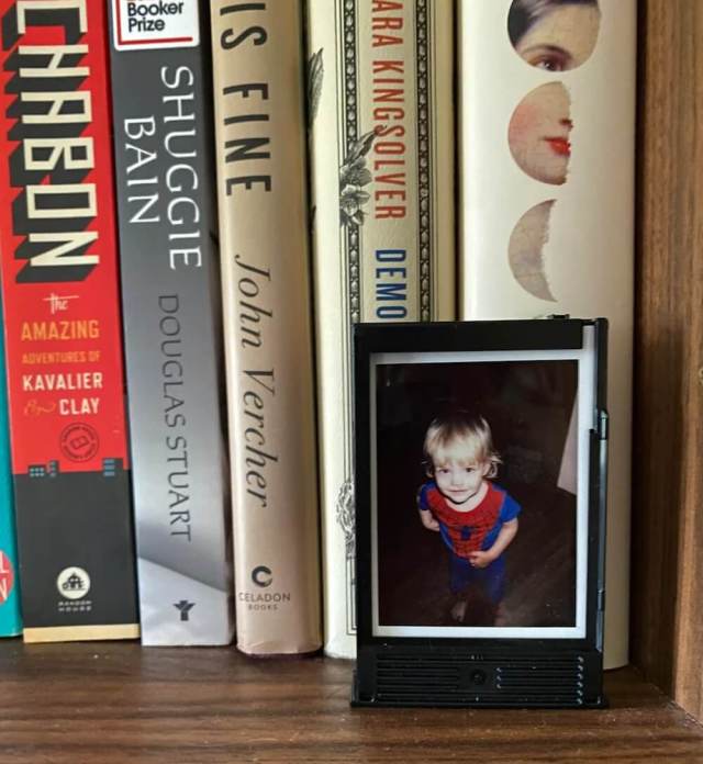One Redditor found a cool way to repurpose an old film case as a picture frame.