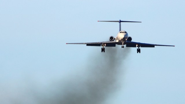 A new report connects private jets to rising global temperatures in a significant way, focusing on the contrails of these flights.