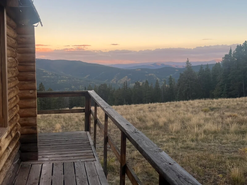 One Redditor shared a clever DIY solar observation device as a way for homeowners to avoid being overcharged by installation companies.