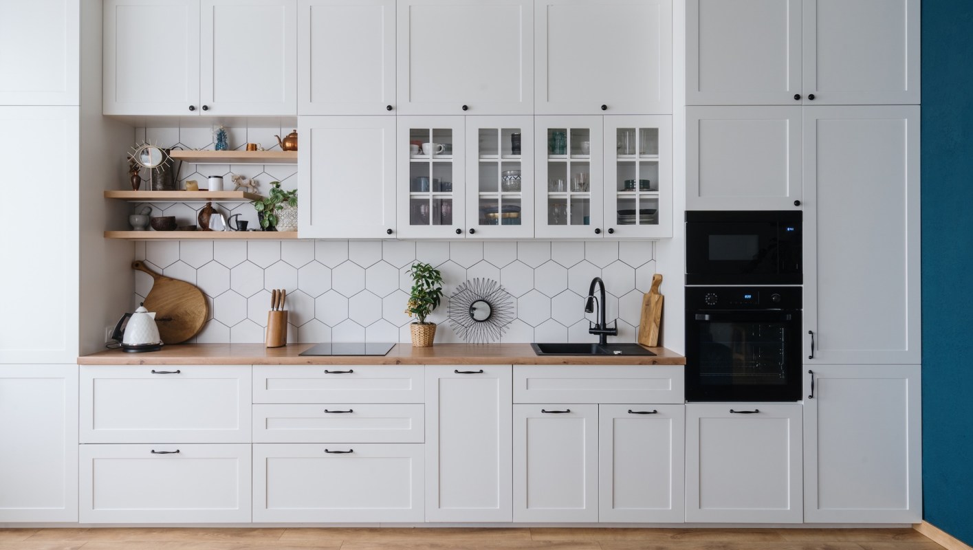 One Reddit user shared how they were able to get a practically free induction stove after shelling out a few bucks for a repair service.