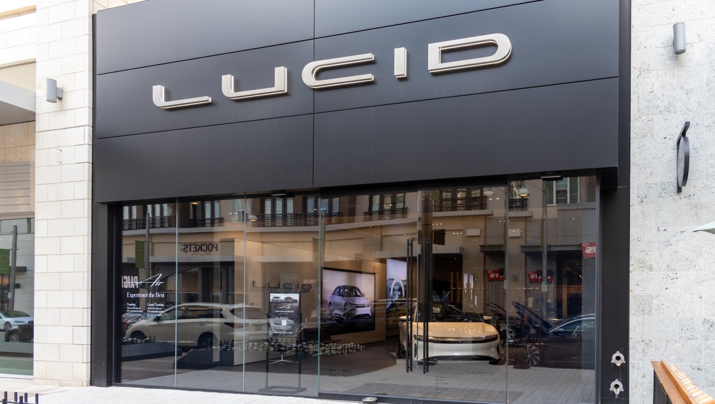 Lucid Motors announced that it plans to continue offering $7,500 off the Gravity SUV through the end of the year.