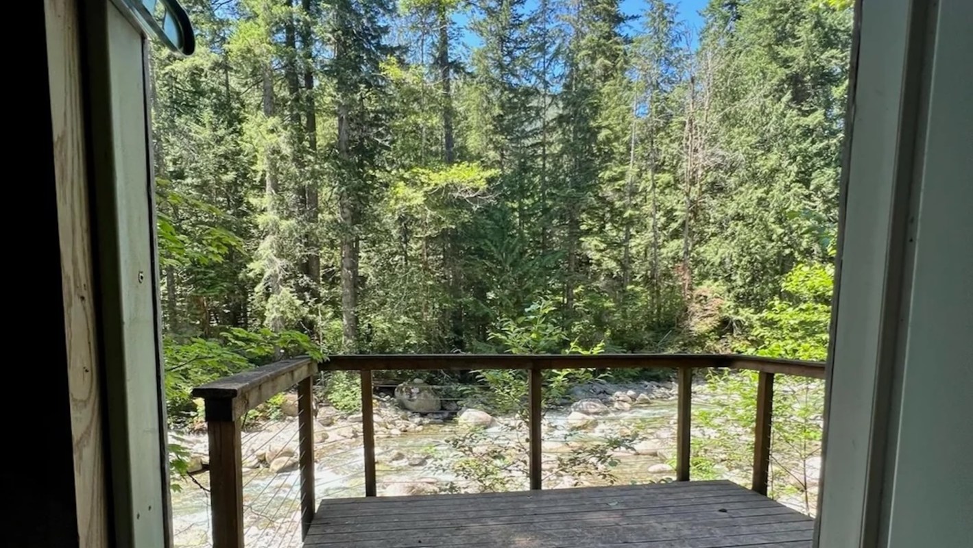 "It's entirely off grid, behind two locked gates and a private bridge, 10 miles from the nearest cell signal."