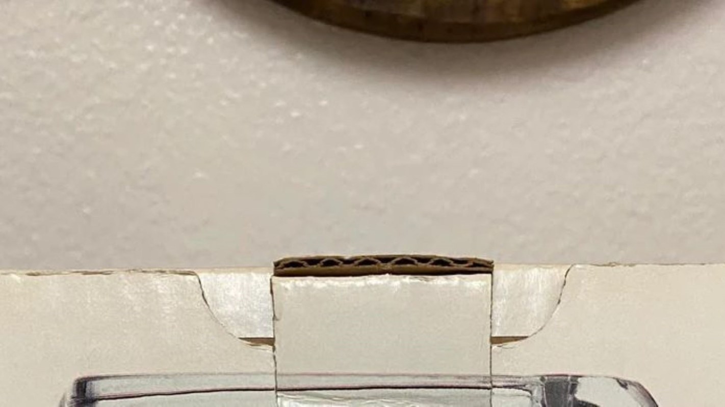 One Reddit user shared their special find of a 1980s Pyrex three-piece glass set.