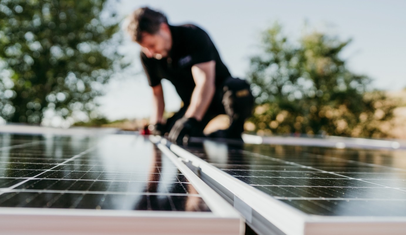 According to EnergySage's experts, solar panel prices in the United States now average $2.53 per watt, which is down from more than $7 per watt in the early aughts.
